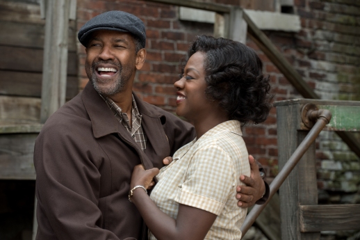 Washington and Davis as Troy and Rose Maxson in the 2016 movie.